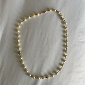 Stella & Dot pearl and gold necklace